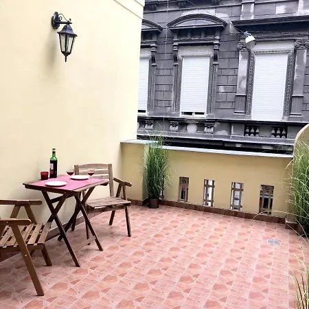 Basilica Apartment